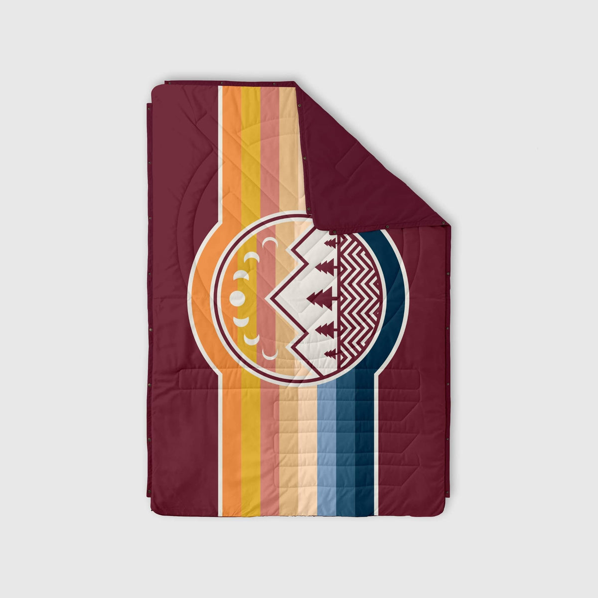 VOITED Recycled Ripstop Outdoor Camping Blanket - Camp Vibes / Berry Blankets VOITED