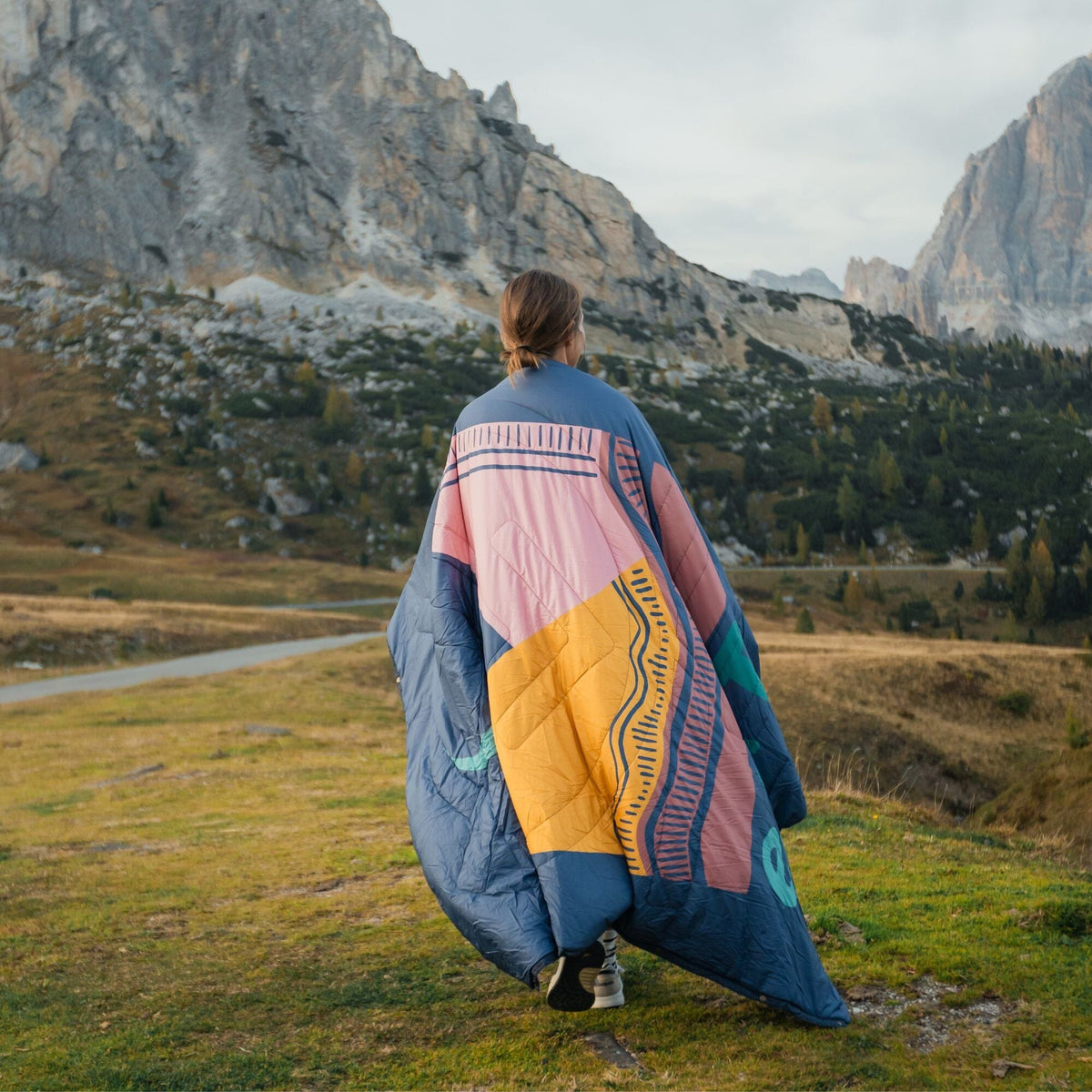 VOITED Fleece Outdoor Camping Blanket - Earth Blankets VOITED