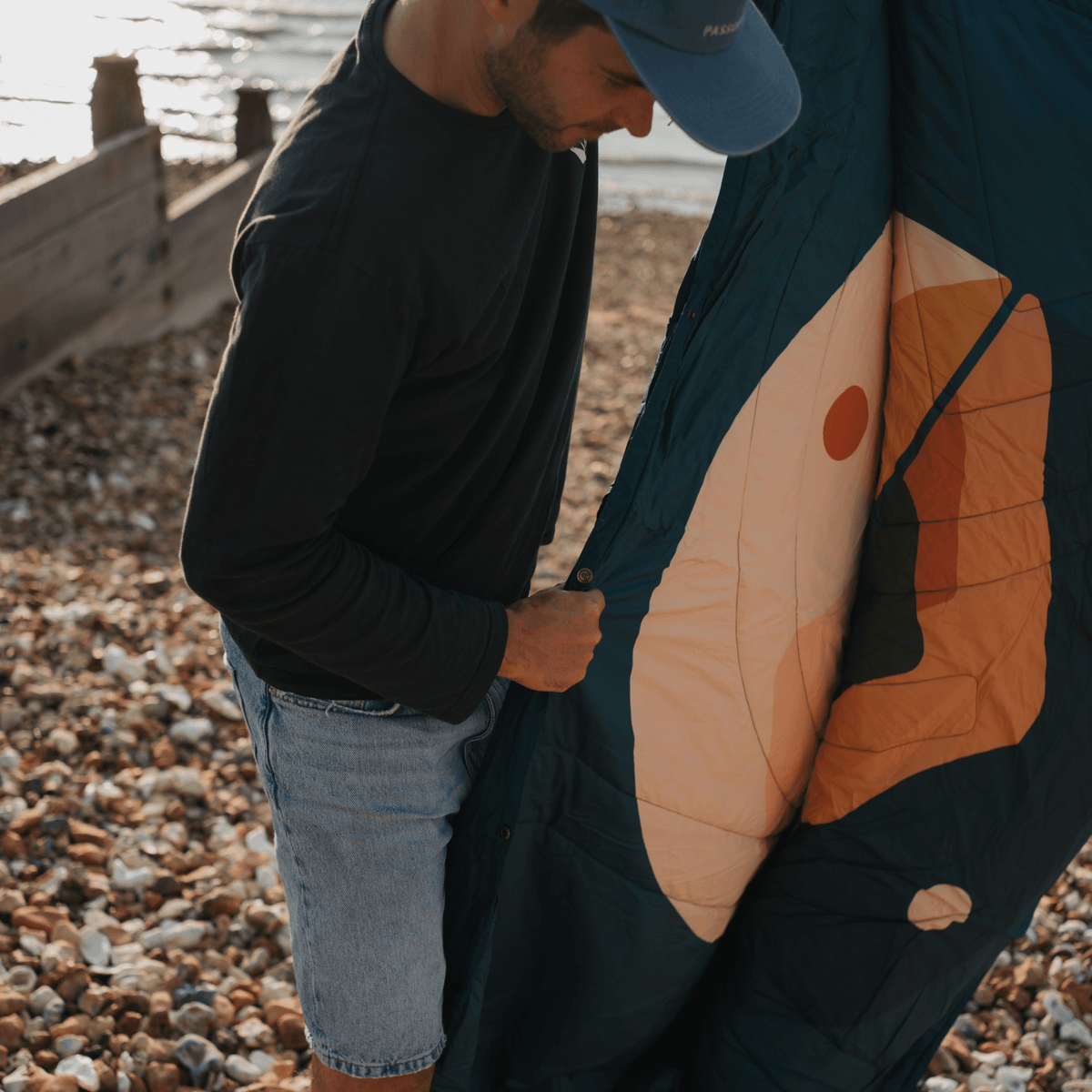 VOITED Recycled Ripstop Outdoor Camping Blanket - Day & Night Blankets VOITED