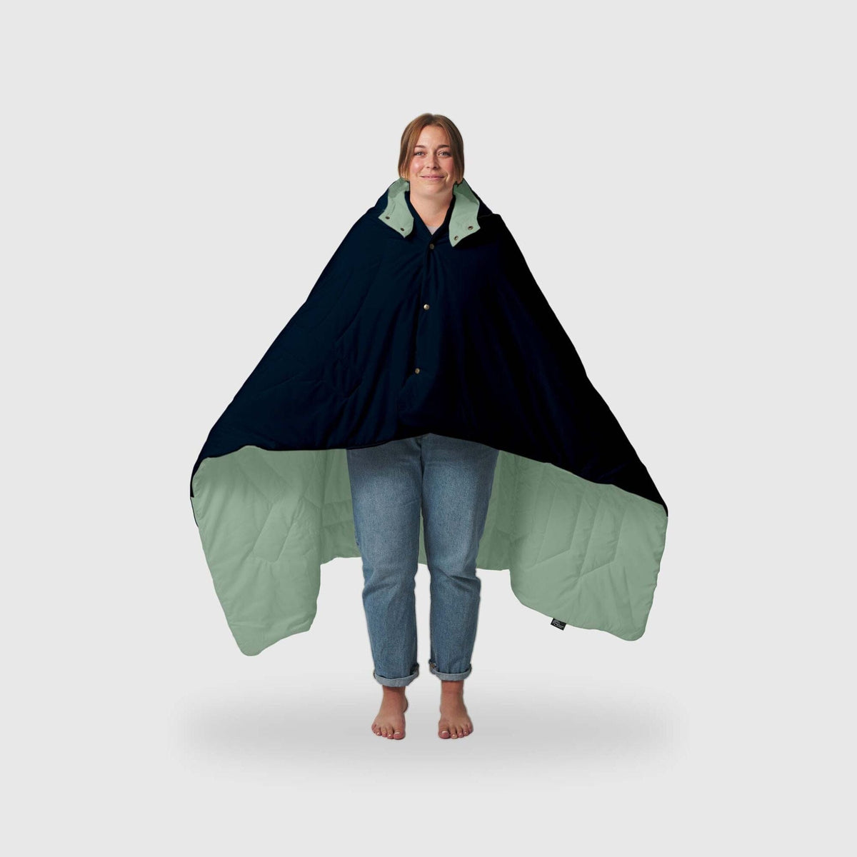 VOITED Recycled Ripstop Travel Blanket - Ocean Navy/Cameo Green Blankets VOITED