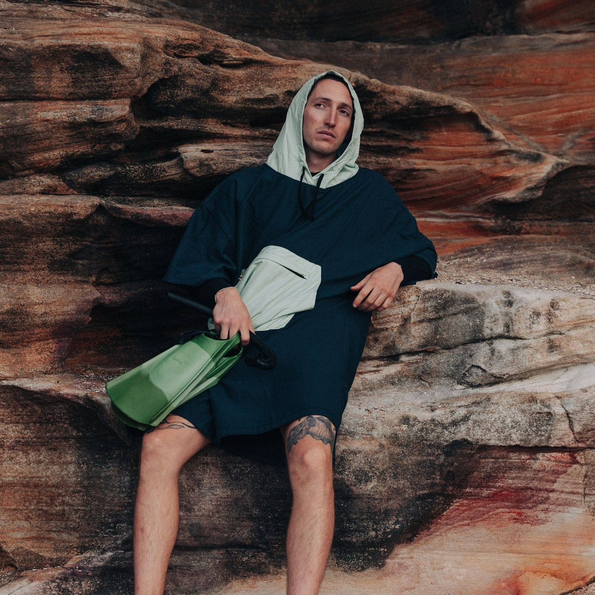 VOITED Micro Fleece Poncho - Ocean Navy/Cameo Green Changewear VOITED