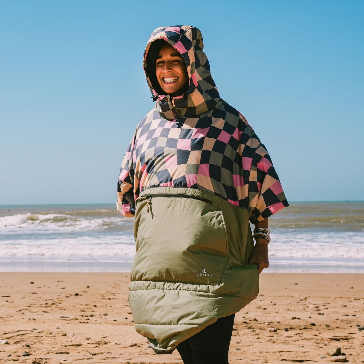 VOITED 3rd Edition Outdoor Poncho for Surfing, Camping, Vanlife & Wild Swimming - Wavecheck Changewear VOITED
