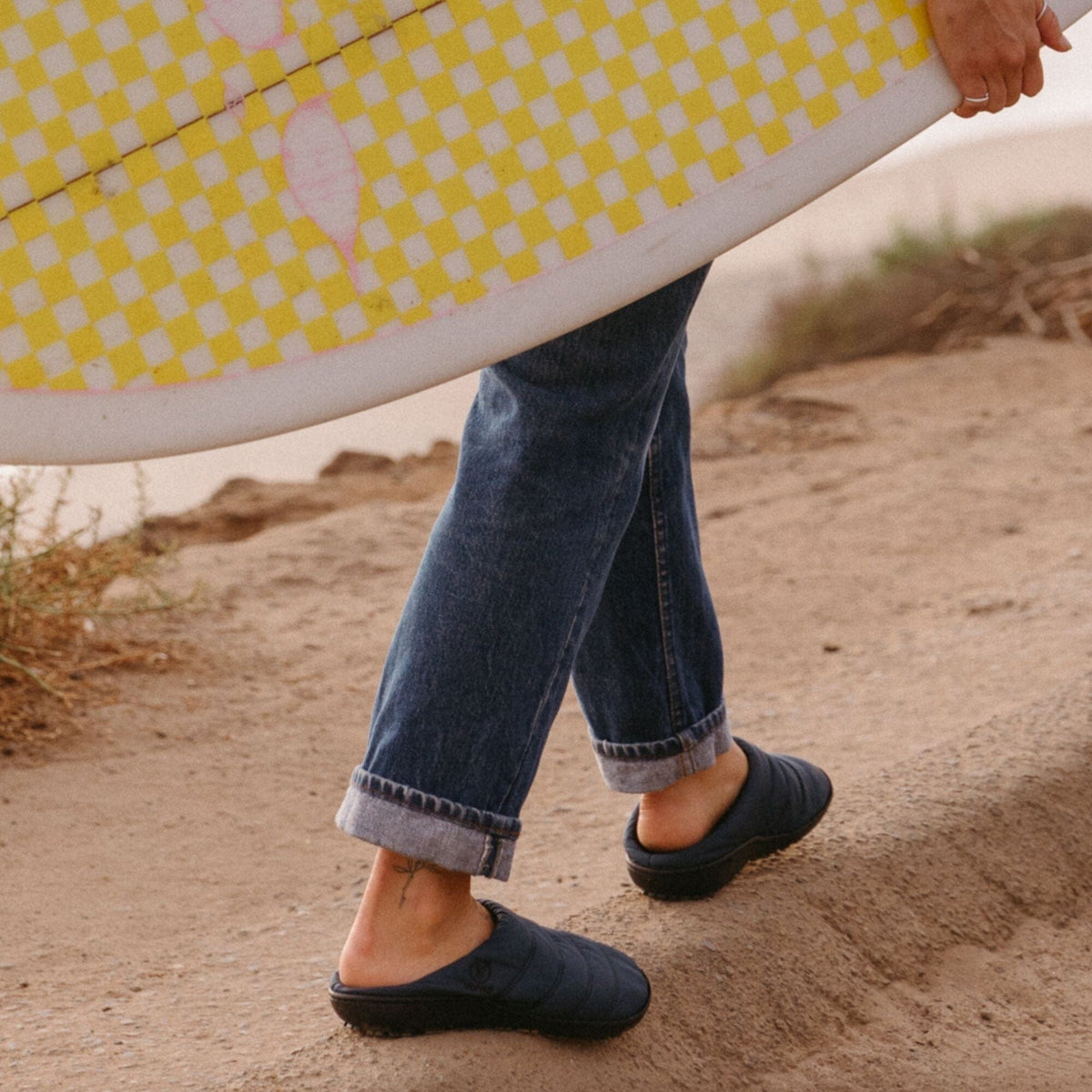 VOITED Soul Slipper - Lightweight, Indoor/Outdoor Camping Slippers - Graphite Footwear VOITED