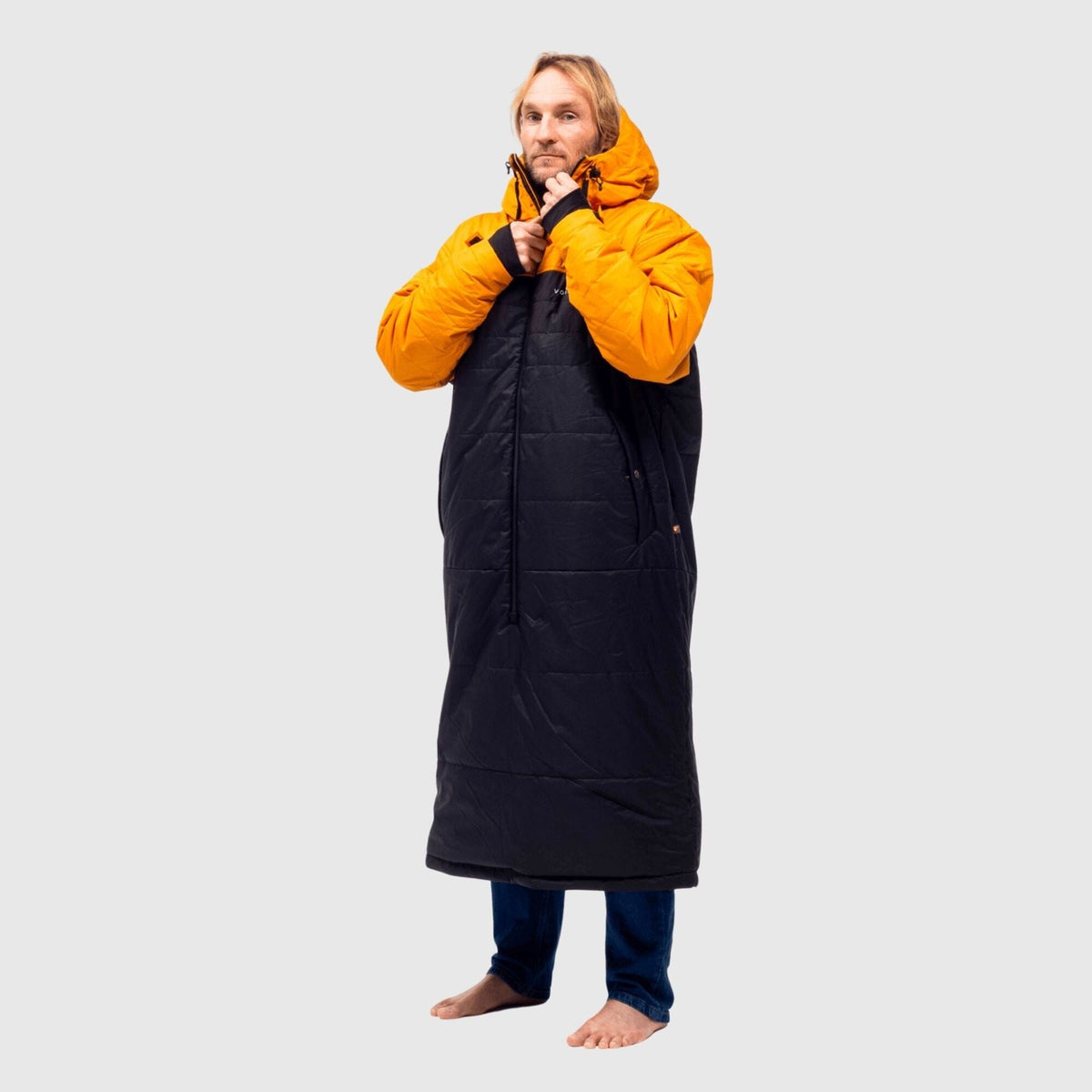 VOITED Premium Slumber Jacket for Camping, Vanlife & Indoor - Desert / Black / Navy Blankets VOITED