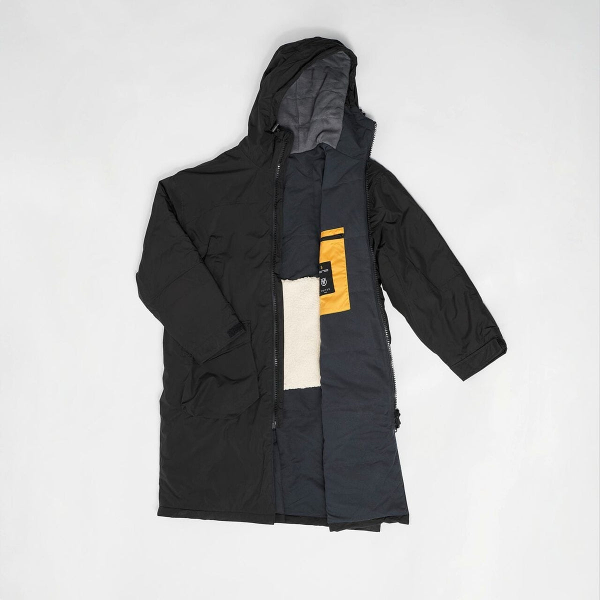 VOITED 2nd Edition Outdoor Changing Robe & Drycoat for Surfing, Camping, Vanlife & Wild Swimming - Black Changewear VOITED