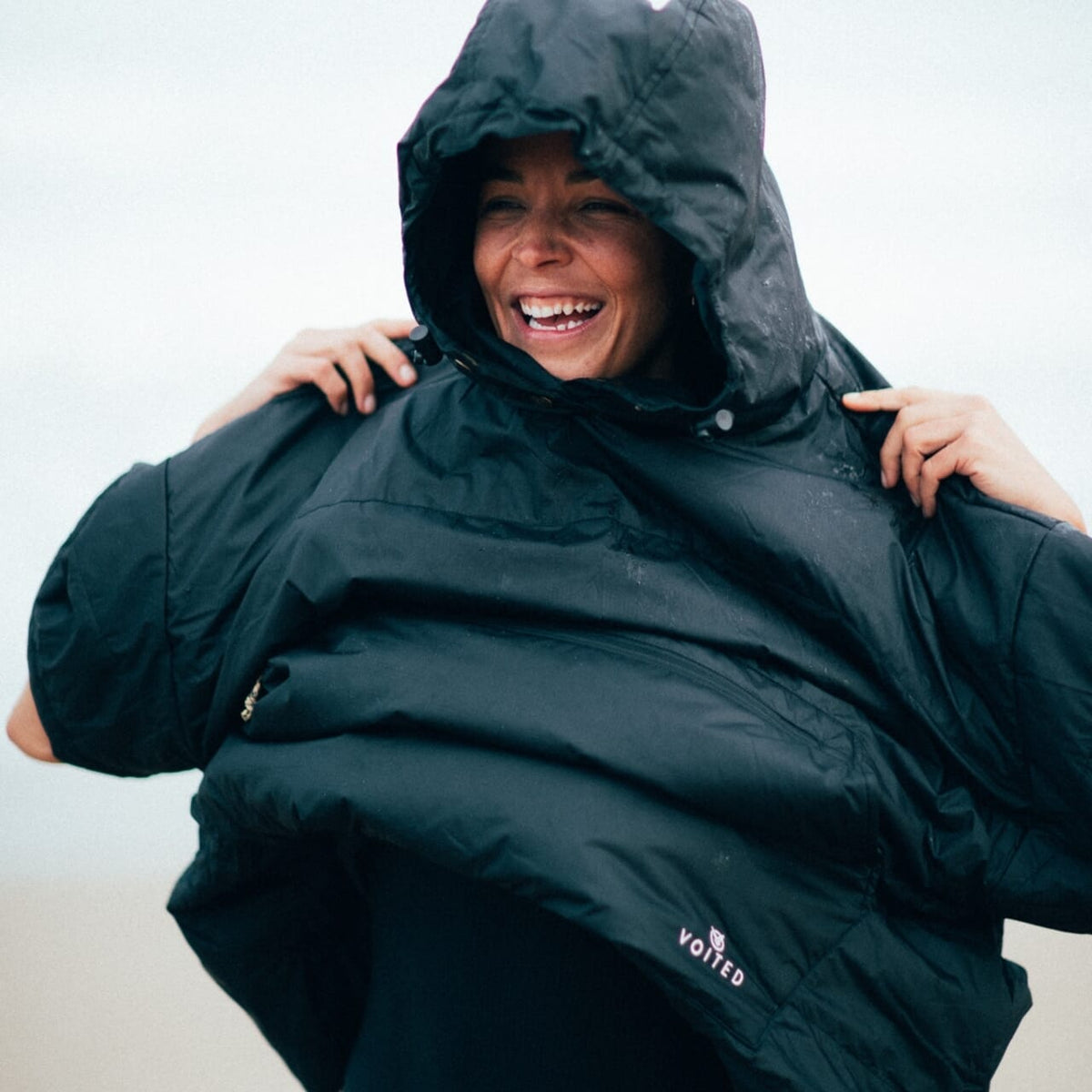 VOITED 2nd Edition Outdoor Poncho for Surfing, Camping, Vanlife & Wild Swimming - Black Changewear VOITED