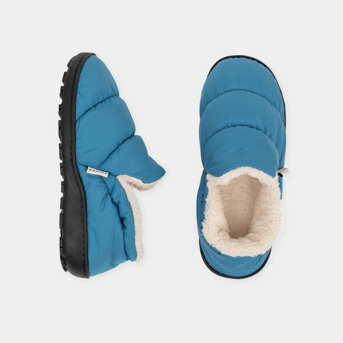 VOITED CloudTouch® Slippers - Lightweight, Indoor/Outdoor Fleece-Lined Camping Slippers - Arctic Blue Footwear VOITED