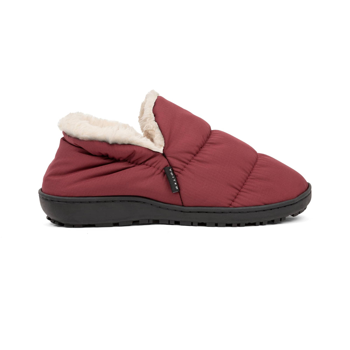 VOITED CloudTouch® Slippers - Lightweight, Indoor/Outdoor Fleece-Lined Camping Slippers - Burgundy Footwear VOITED
