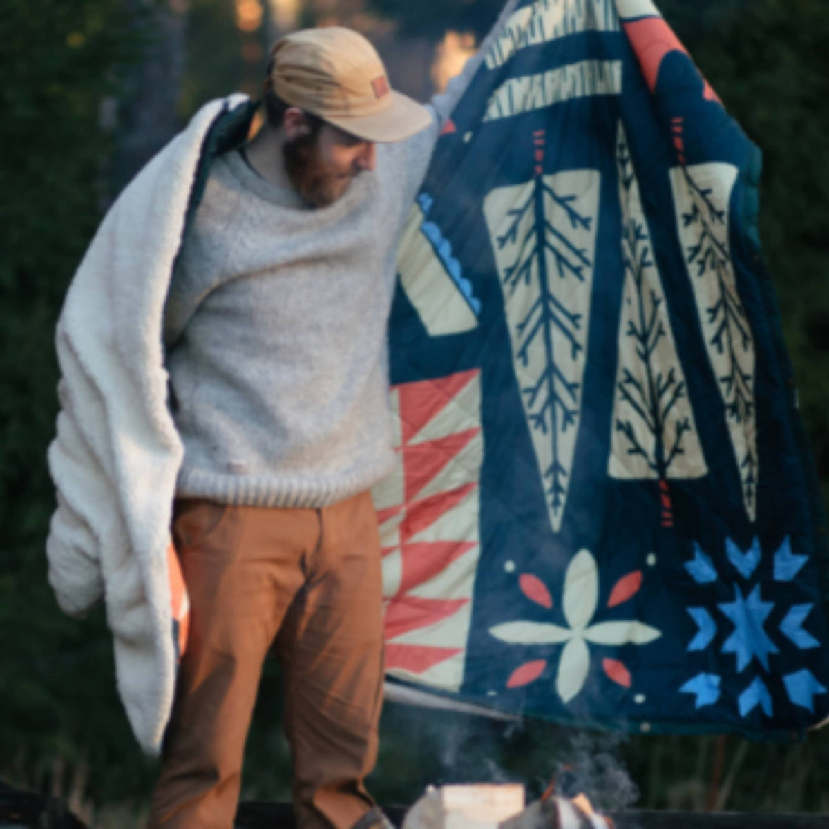 VOITED CloudTouch® Indoor/Outdoor Camping Blanket - Nordic Vibes Blankets VOITED