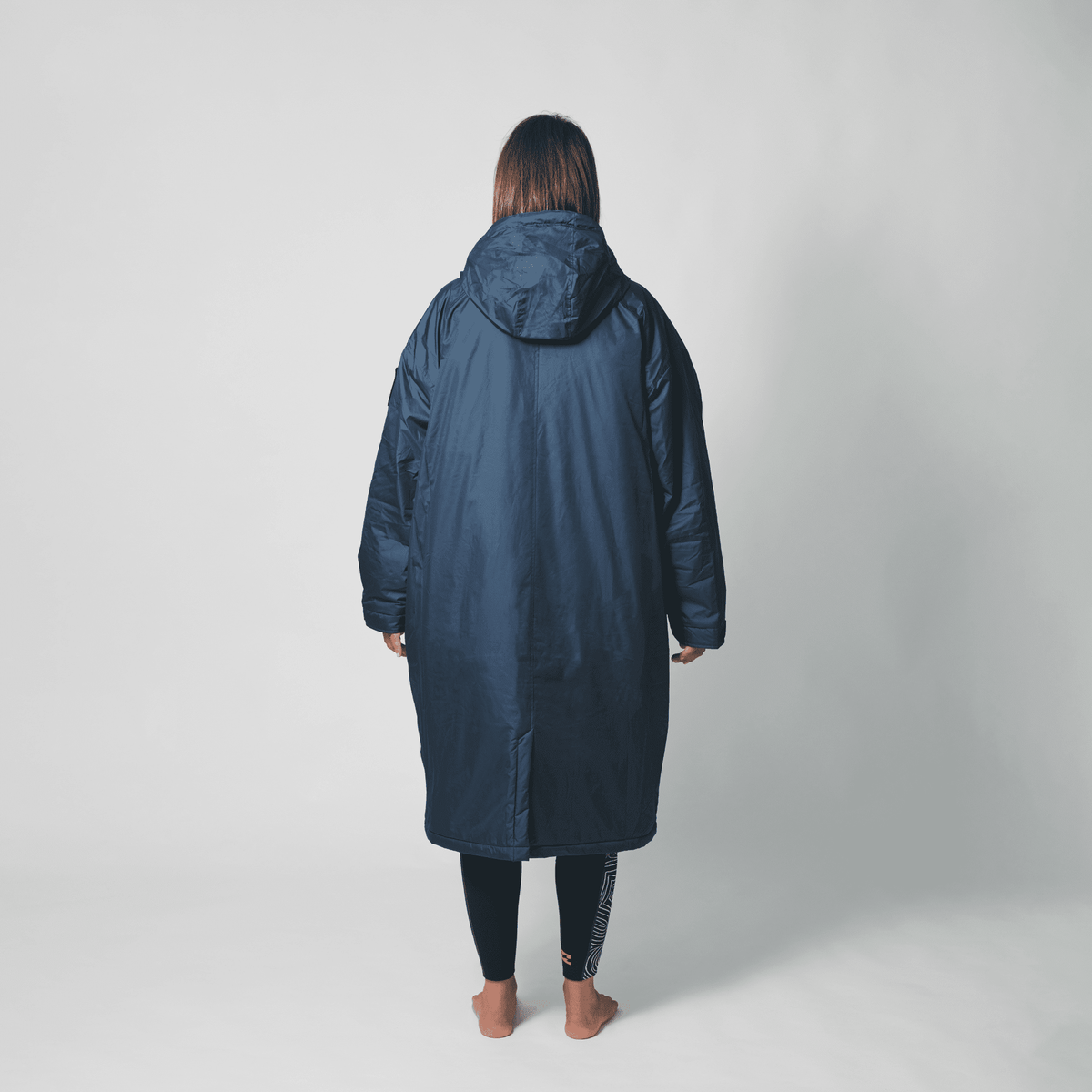 VOITED 2nd Edition Outdoor Change Robe & Drycoat for Surfing, Camping, Vanlife & Wild Swimming - Ocean Navy Changewear VOITED