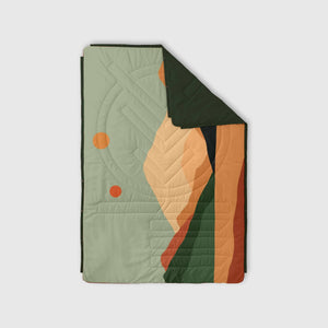 VOITED Recycled Ripstop Outdoor Camping Blanket - Jasper / Tree Green Blankets VOITED 