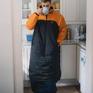 VOITED Premium Slumber Jacket for Camping, Vanlife & Indoor - Desert / Black / Navy Blankets VOITED 