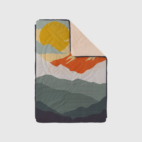 VOITED CloudTouch® Indoor/Outdoor Camping Blanket - Nomadnext