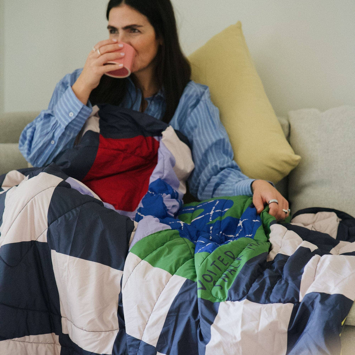 VOITED Fleece Outdoor Camping Blanket - Snack Mate Blankets VOITED 