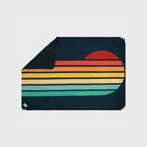 VOITED Compact Picnic & Beach Blanket - Sunrays